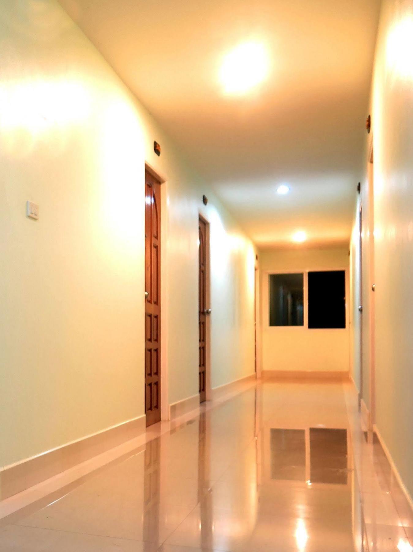 Euro Boutique Hotel Chumphon Exterior photo